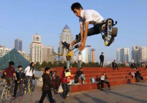 chinese-skater