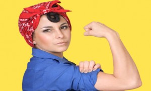 Vrouw met spierballen